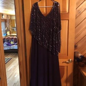 J Kara Women’s Plus Size 14 Long Beaded Dress in Plum